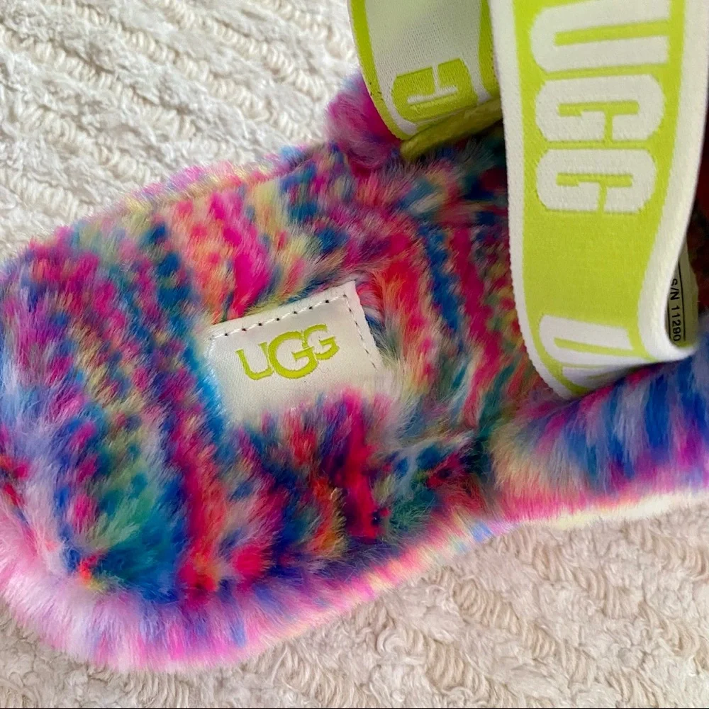 NWT Ugg Fluff Yeah Pixelate slippers